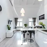 Panorama Twin Loft Superior ポズナン